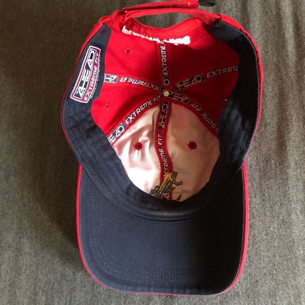 Red Rio Del Mar embroidered iguana / lizard golf hat - Picture 9 of 13